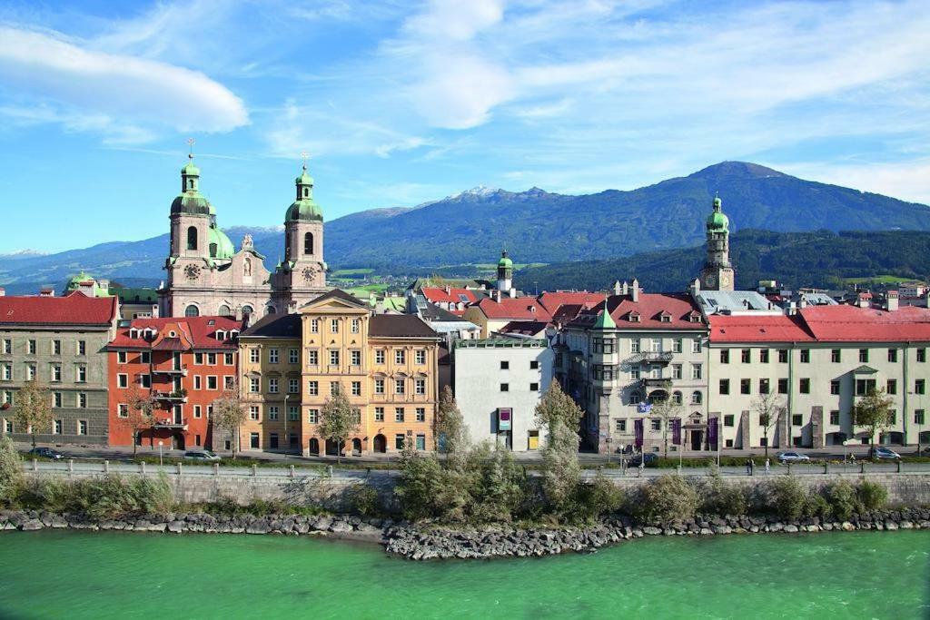 Apartment Maximilian In Old Town Innsbruck Exterior foto